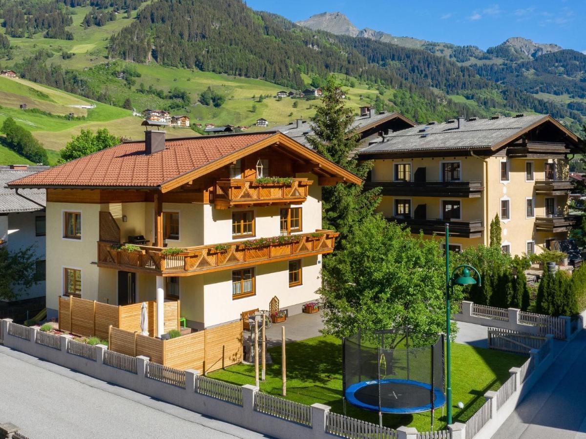 Spacious Apartment In Grossarl With Garden Exterior foto